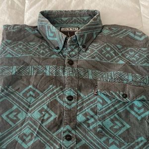 Staple Vintage Shirt Size L. Long Sleeve. World Renown Pigeon Brand